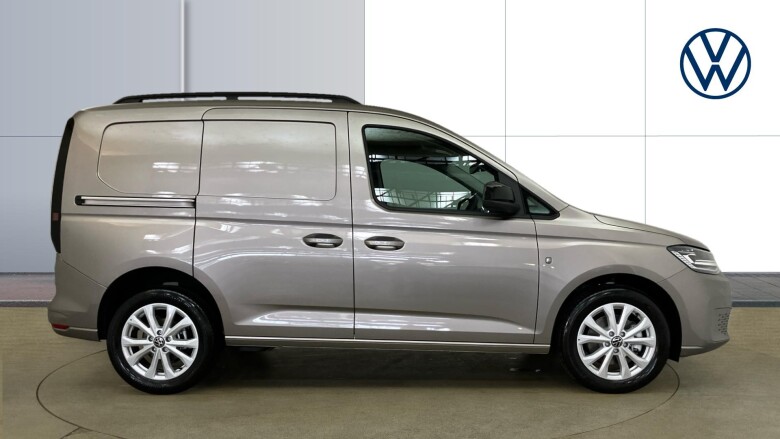 Volkswagen Caddy Cargo C20 Diesel 2.0 TDI 122PS Commerce Pro Van DSG [Tech Pack]